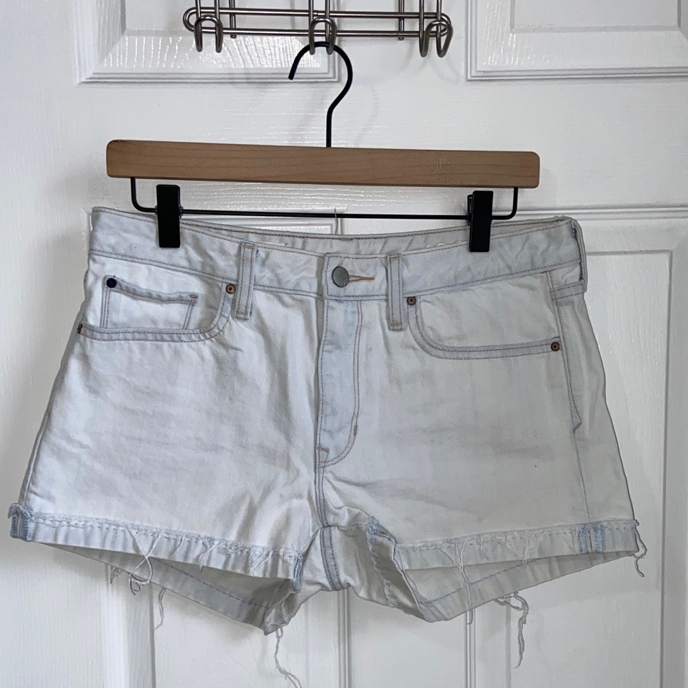 GAP Slim Cut Off Shorts sz 6